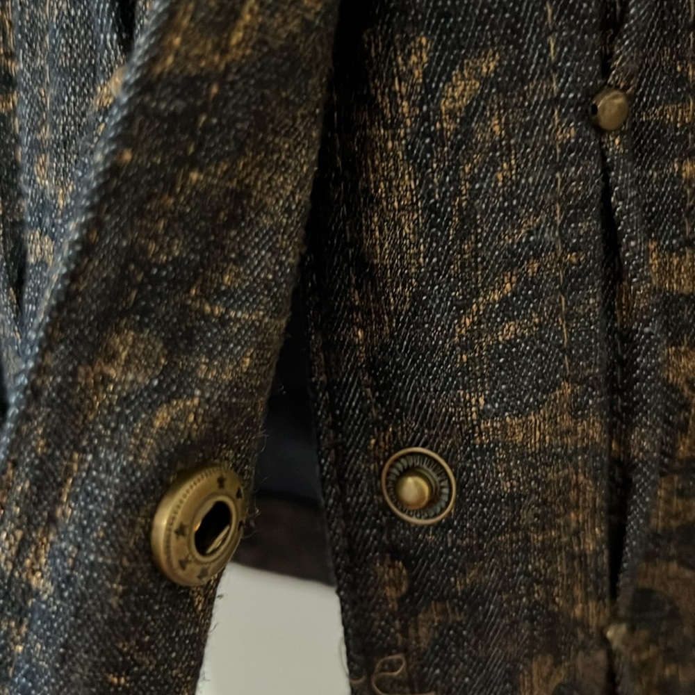 Coldwater Creek Jean denim jacket dark wash metallic print studded casual SZ 16 - Picture 5 of 16